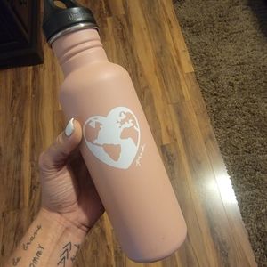 Victoria Secret PINK kleen canteen pink water bottle 27 oz